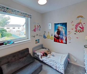 2 bedroom semi-detached house to rent - Photo 3