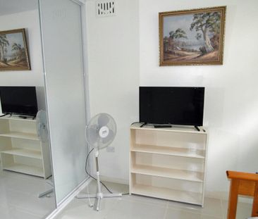 Eastgardens - Photo 3