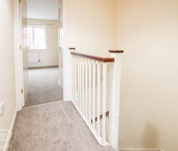 2 bedroom End Terrace for rent - Photo 3