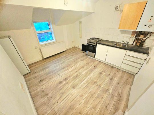 Osborne Road, Levenshulme, Manchester, M19 - Photo 1