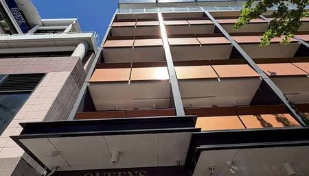 Stylish 2BR City Centre Oasis - Photo 5