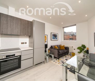 1 bedroom flat to rent - Photo 2