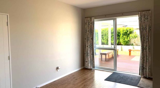 ALL UTILITIES INCLUDED - One Bedroom Unit with Off-Street Parking - Photo 1