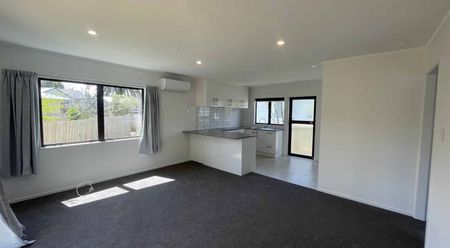 Beautiful 2 bedroom property - Photo 4