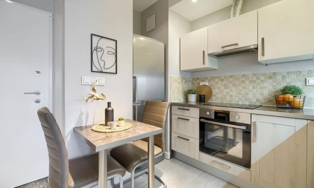 Warszawa, Wola, Jana Ostroroga - Photo 1