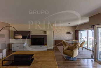 Apartamento T4 em Porto
