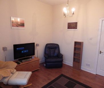 1 Bed Flat, Granton Road, EH5 - Photo 2