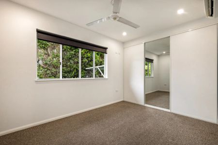 Modern, light-filled home in the heart of Edge Hill - Photo 4