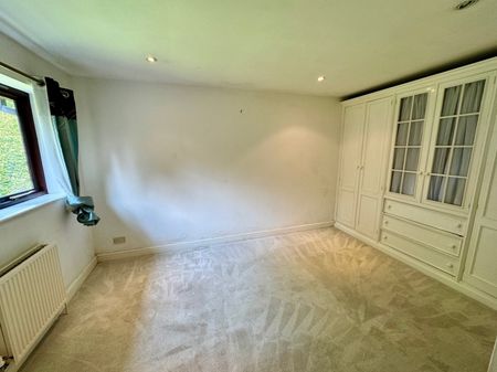 4 bedroom bungalow to rent - Photo 5