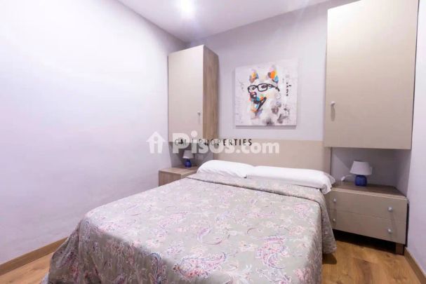 Apartamento en alquiler en Carrer dels Adressadors - Photo 1