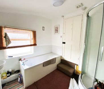 2 bedroom terraced house to rent - Photo 6