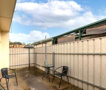 AFFORDABLE & COMFORTABLE 2-BEDROOM UNIT! - Photo 6