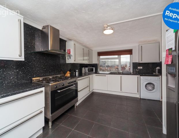 5 bedroom semi-detached house to rent - Photo 1