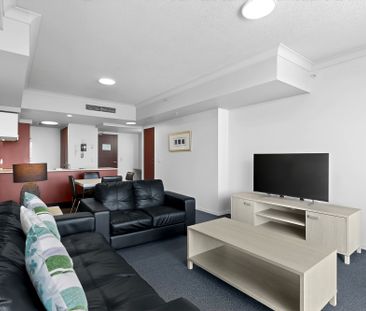 3061/23 Ferny Avenue, Surfers Paradise QLD 4217 - Apartment For Ren... - Photo 3