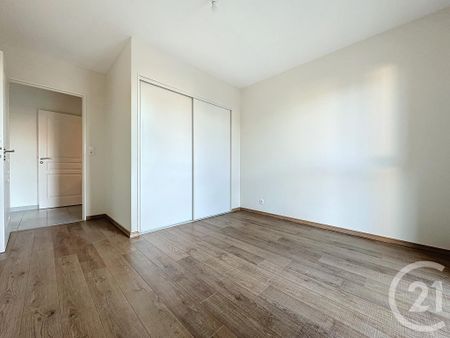 Location Appartement 3 pièces 67m² TROYES 10000 - Photo 2