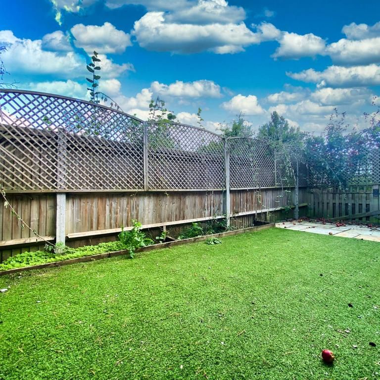 5 bedroom terraced house to rent - Photo 1