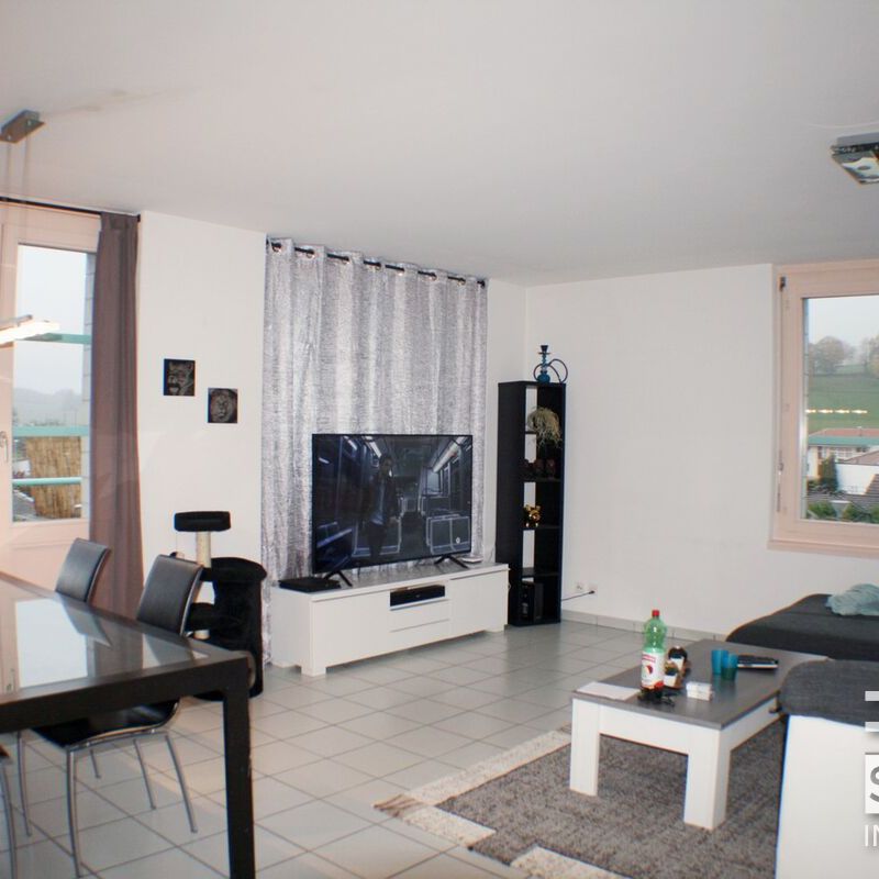 Spacieux appartement de 3½ pièces avec place de parc extérieure - Foto 1