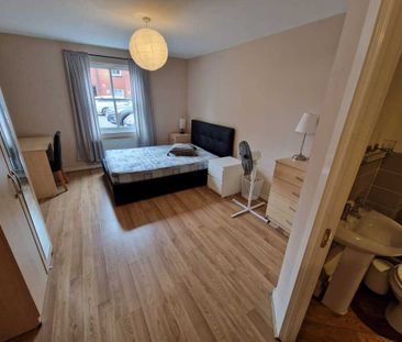 2 Bed Student Accommodation - Photo 6