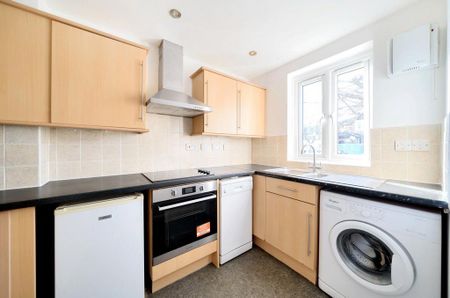 2 bedroom apartment to rent - Photo 5