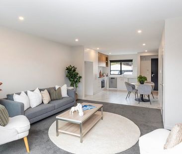 4/140 Saint Albans Street, Saint Albans, NZ 8014 - Photo 1