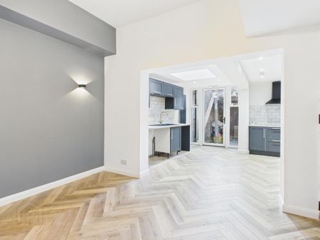 Room 1, 419 Woodstock Road, Cregagh Road, Belfast, BT6 8PW - Photo 3