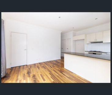 Perfect for the established family or professional working group - Photo 3