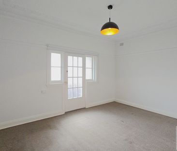 Family home in quiet location - Photo 1