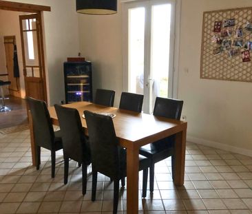 Location Maison 7 pièces 120m² CHATEAUBERNARD 16100 - Photo 2