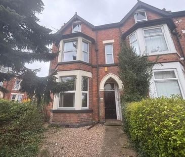 1 bedroom in a flat share to rent - Photo 4