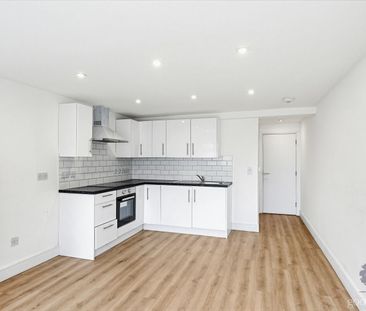 Bond Road, Mitcham, CR4 - Photo 3