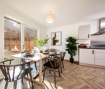 4 bedroom detached house to rent - Photo 5