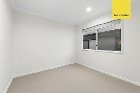 Near-New Metricon Home, 4 Bedrooms, 2 Living Areas, Ducted A/C, Solar +Premium Location - Photo 3