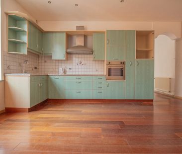 JOLI APPARTEMENT EN PLEIN COEUR DE BINCHE à 7130 Binche  Loyer: 68... - Foto 6