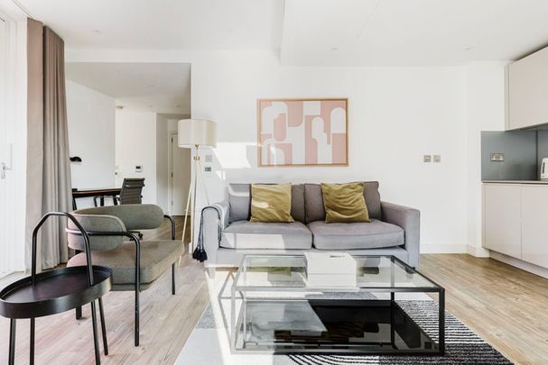 Wandsworth Road - Photo 1