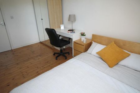 2 bedroom flat to rent - Photo 5