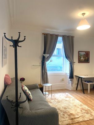 2 Bed Flat, Upper Grove Place, EH3 - Photo 1