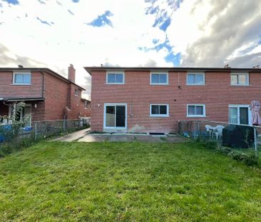 For Lease - 329 Cherokee Boulevard Unit# Lower, Toronto, Ontario - Photo 4