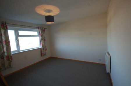 2 bedroom maisonette to rent - Photo 3