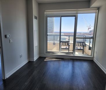 For Lease - 4055 Parkside Village Drive Unit# 919, Mississauga, Ont... - Photo 6