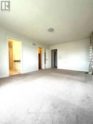 1449 CHRETIEN STREET - Photo 2