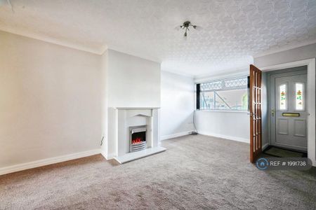 2 bedroom semi-detached house to rent - Photo 2