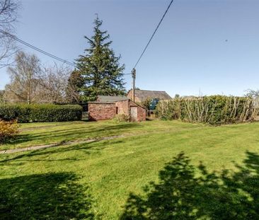 Rostherne Lane, Knutsford - Photo 1