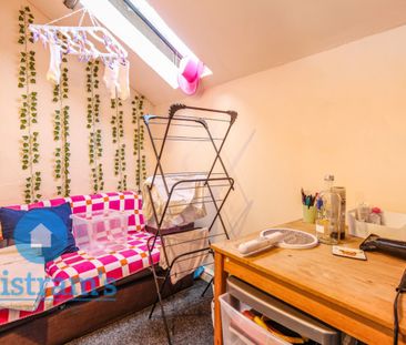 9 bed End Terraced House for Rent - Photo 6