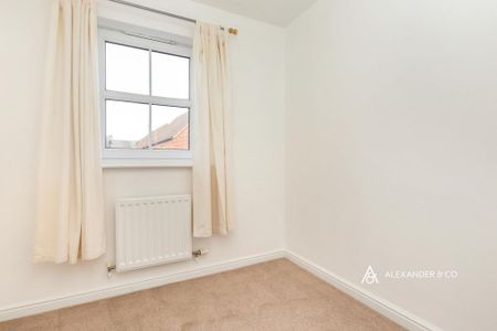 3 bedroom terraced house to rent - Photo 3