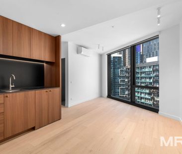 Bespoke living in heart of Southbank - Photo 6