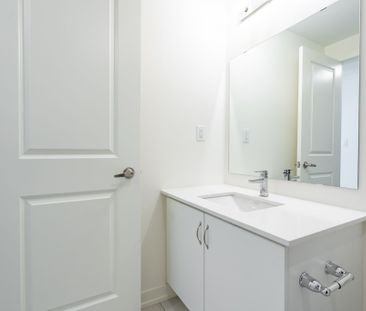 For Lease - 58 Elizabeth Street Unit# 2205, Richmond Hill, Ontario - Photo 2