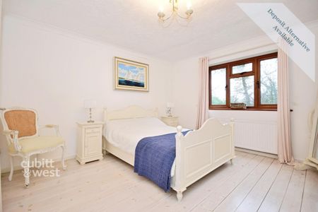 6 bedroom detached house to rent - Photo 5