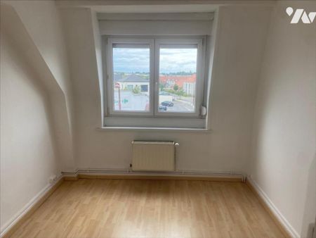 Templemars, appartement de 120m2, cuisine équipée, 3 chambres.880€ et 20€ charges, pas de garage, pa - Photo 4