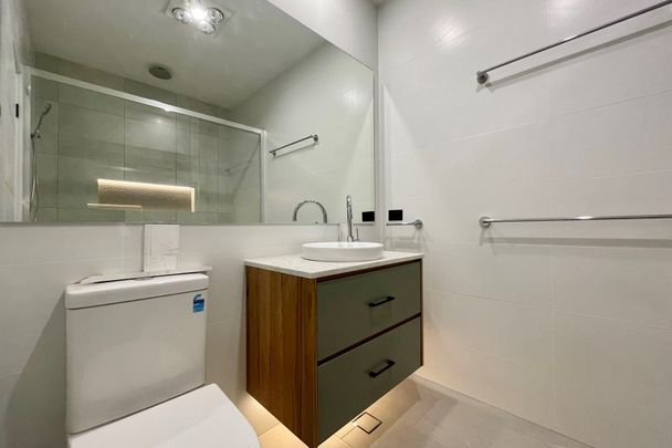 Renovated Home & Convenient Location in Warrimoo! - Photo 1