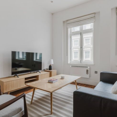 Queensborough Terrace - Photo 1